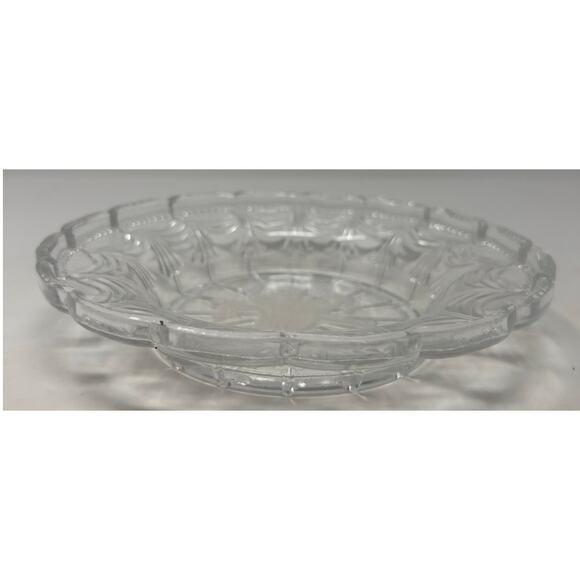 Vintage Cut Etched Clear and Frosted Glass Carousel Horse Candy Dish 8" - Picture 4 of 6